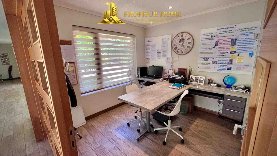 Work Office o oficina privada de casa exclusiva en venta en Angol, ideal para teletrabajo