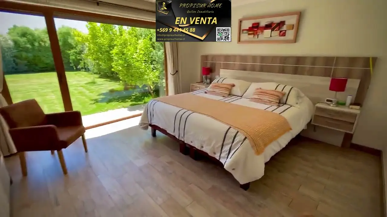 Vista previa del video: Casa de 410 m² con piscina, Angol